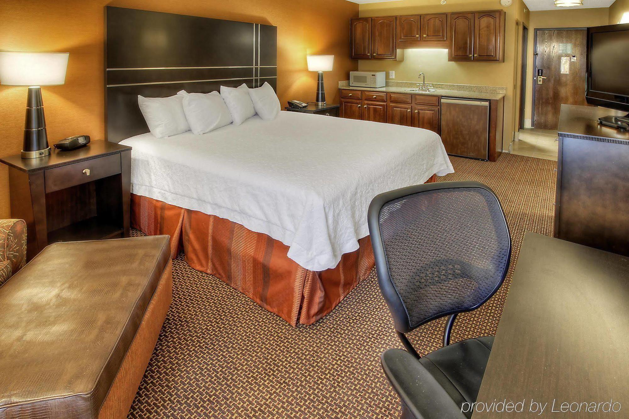 Hampton Inn Johnstown Geistown Exteriör bild